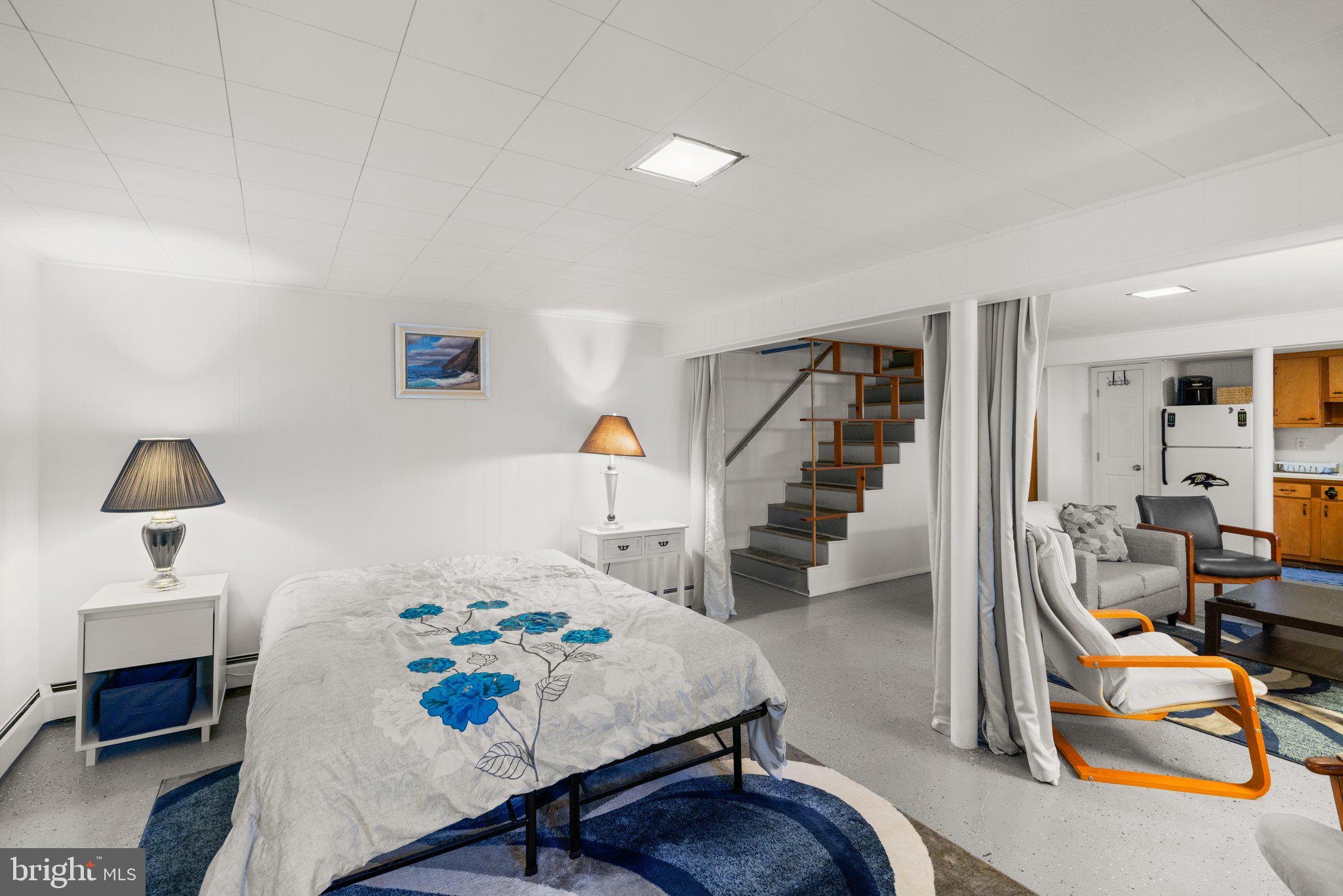 WINDSOR MILL - Residential