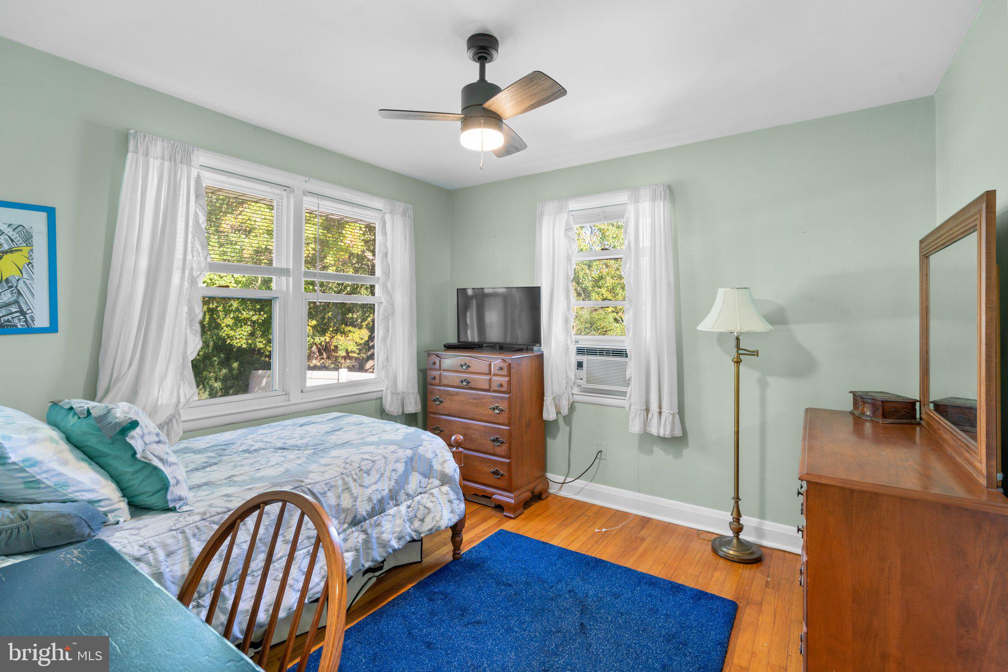 WINDSOR MILL - Residential