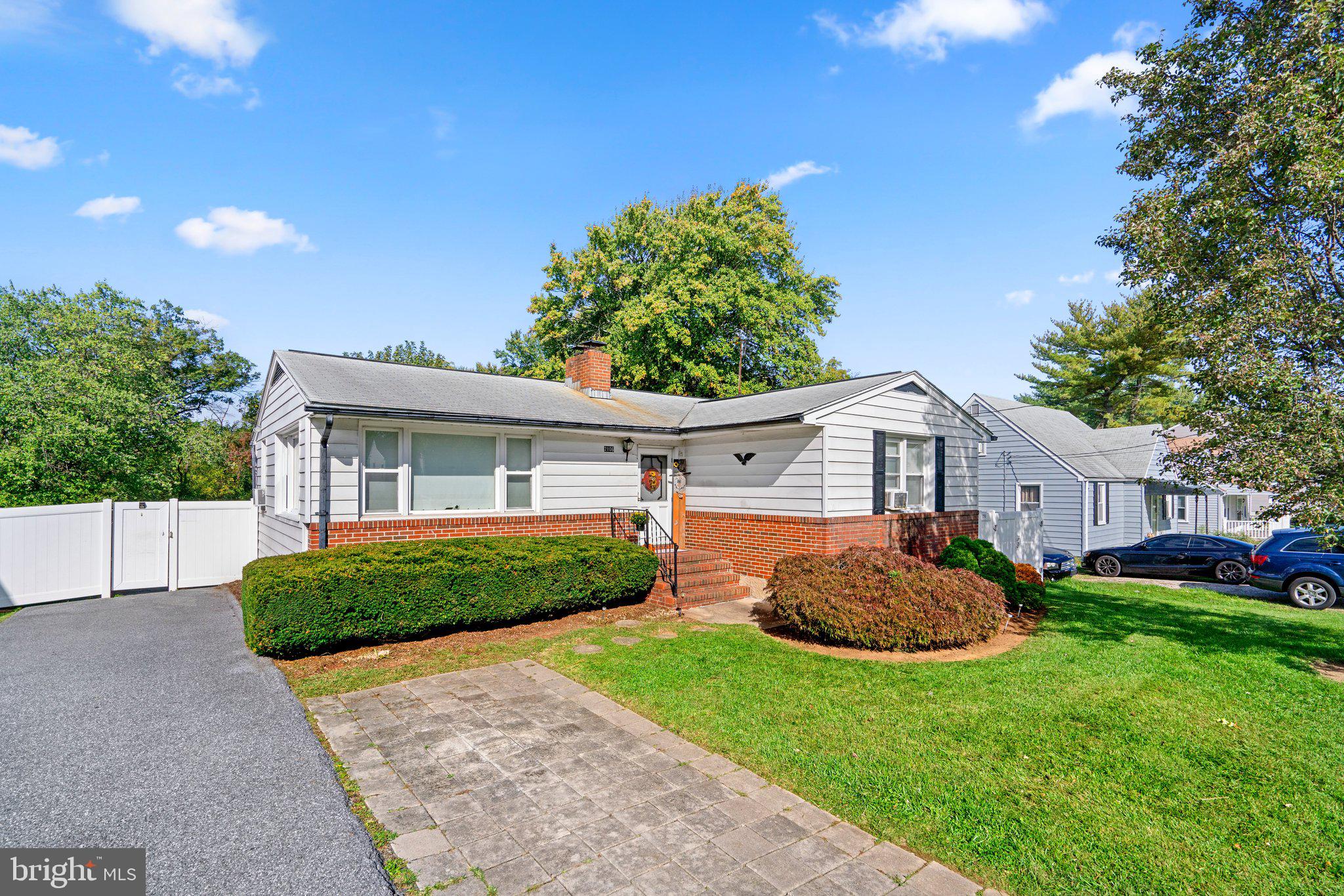 WINDSOR MILL - Residential