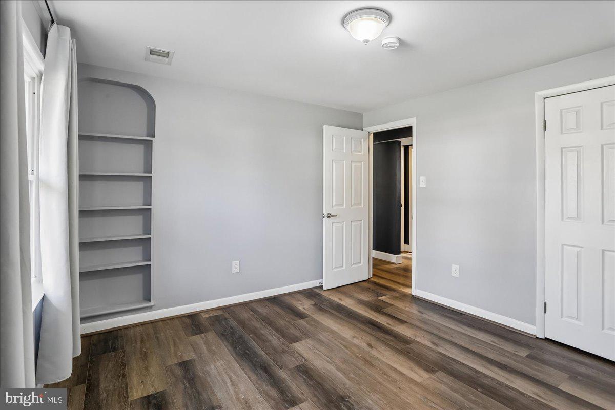 GLEN OAKS - Residential