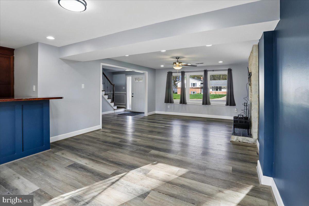 GLEN OAKS - Residential