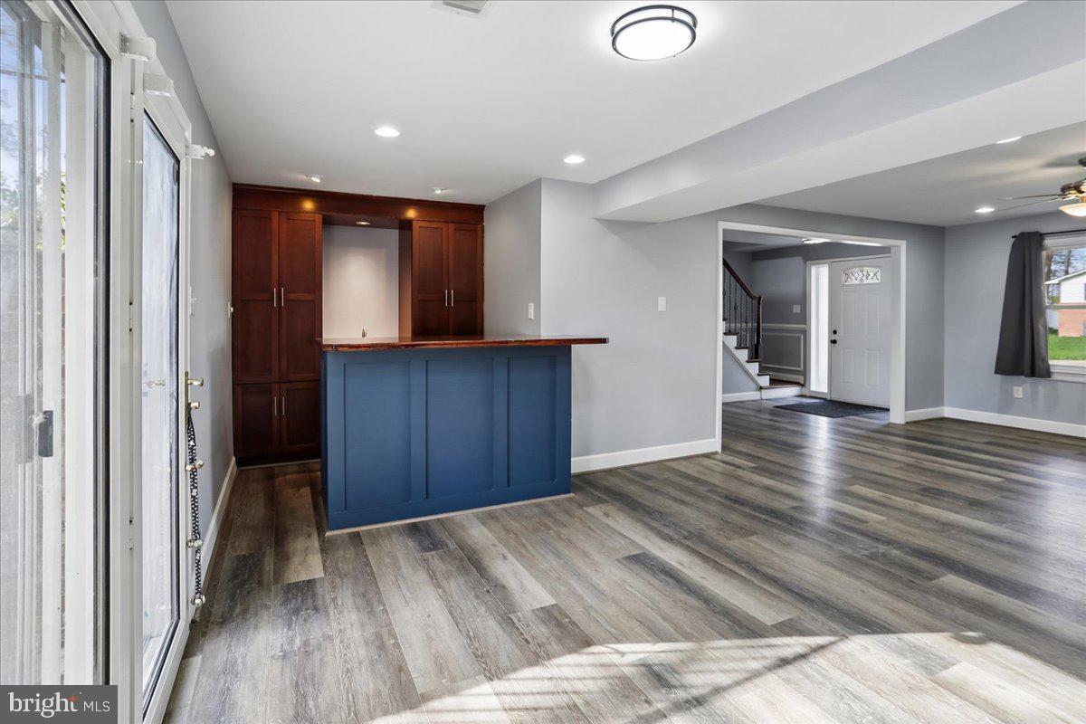 GLEN OAKS - Residential