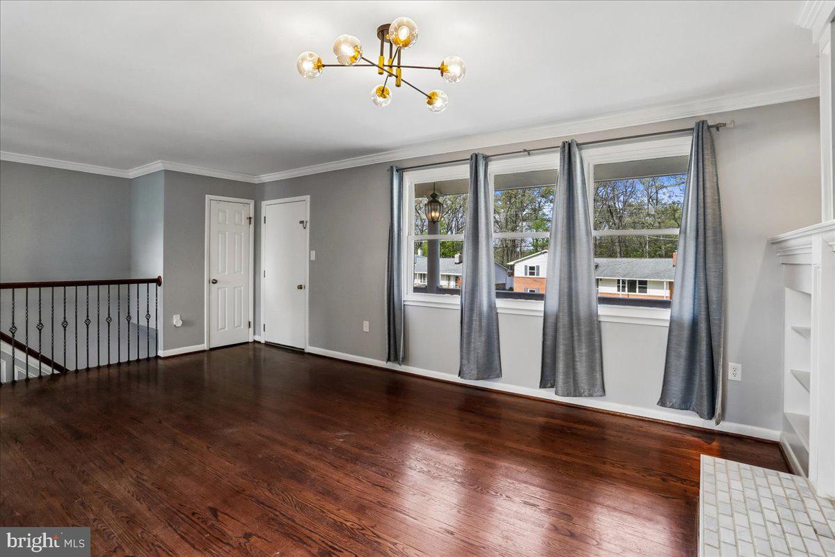 GLEN OAKS - Residential