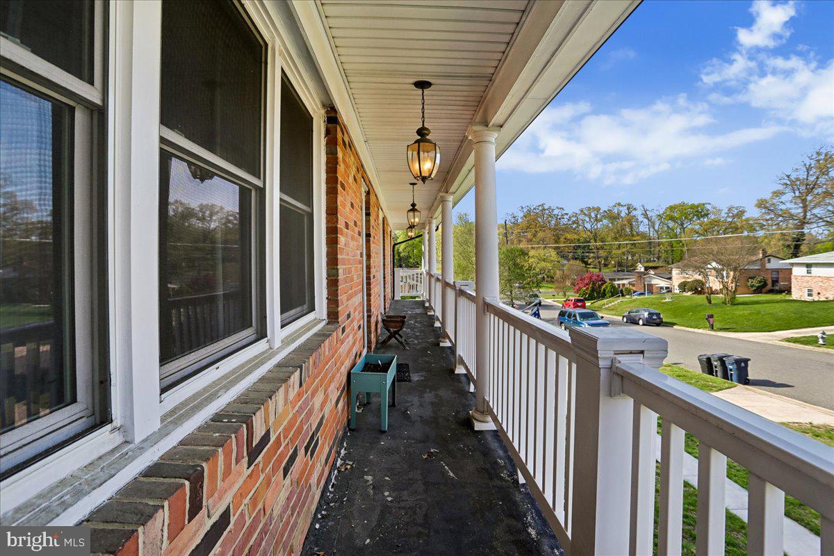 GLEN OAKS - Residential