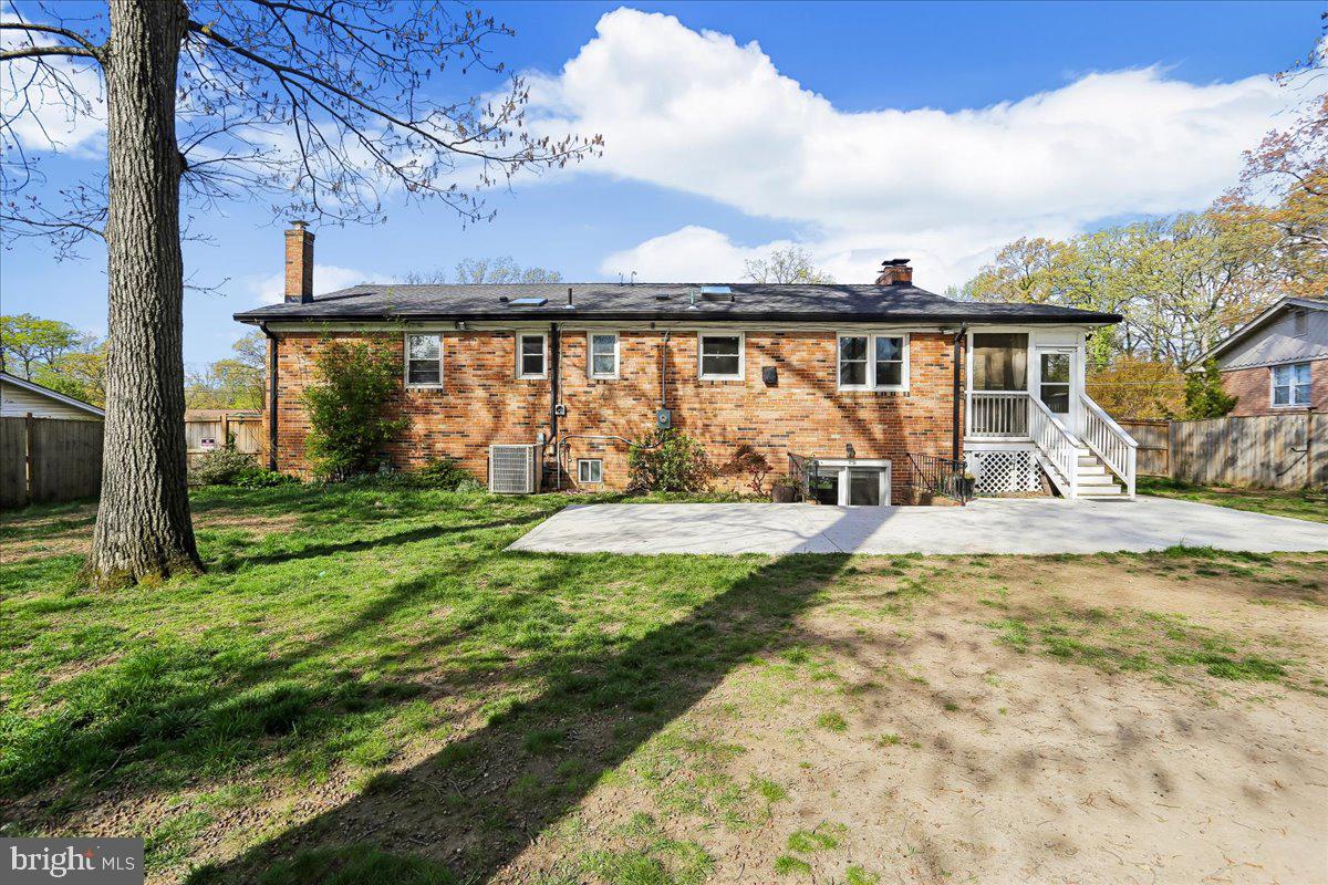 GLEN OAKS - Residential