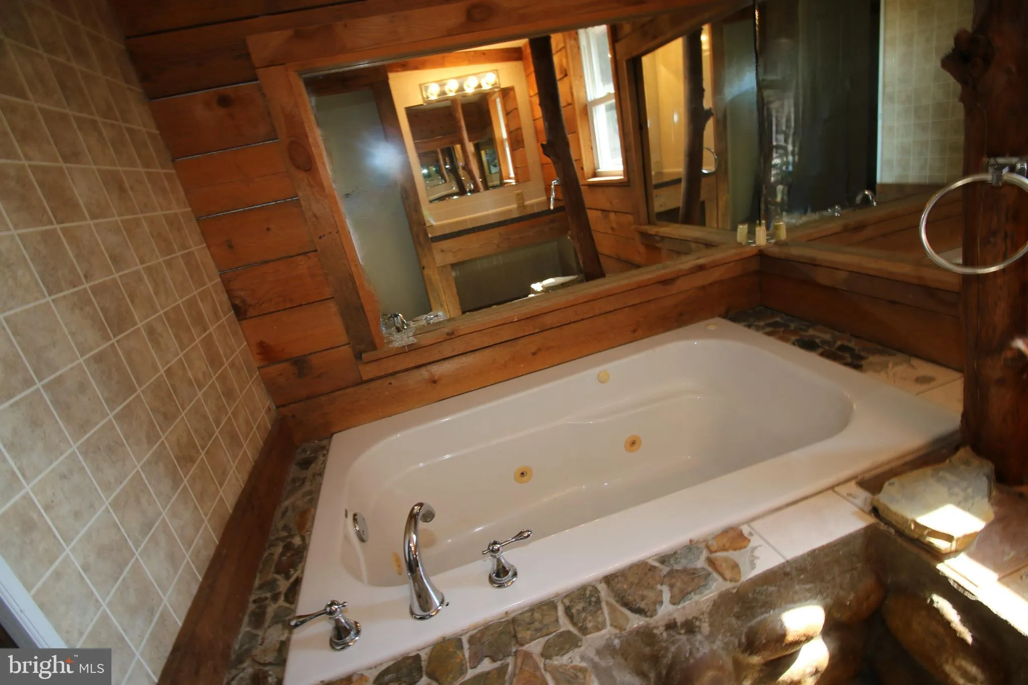 Mount Joy, Pennsylvania 17552, United States, 2 Bedrooms Bedrooms, ,1 BathroomBathrooms,Residential,Pending,89082