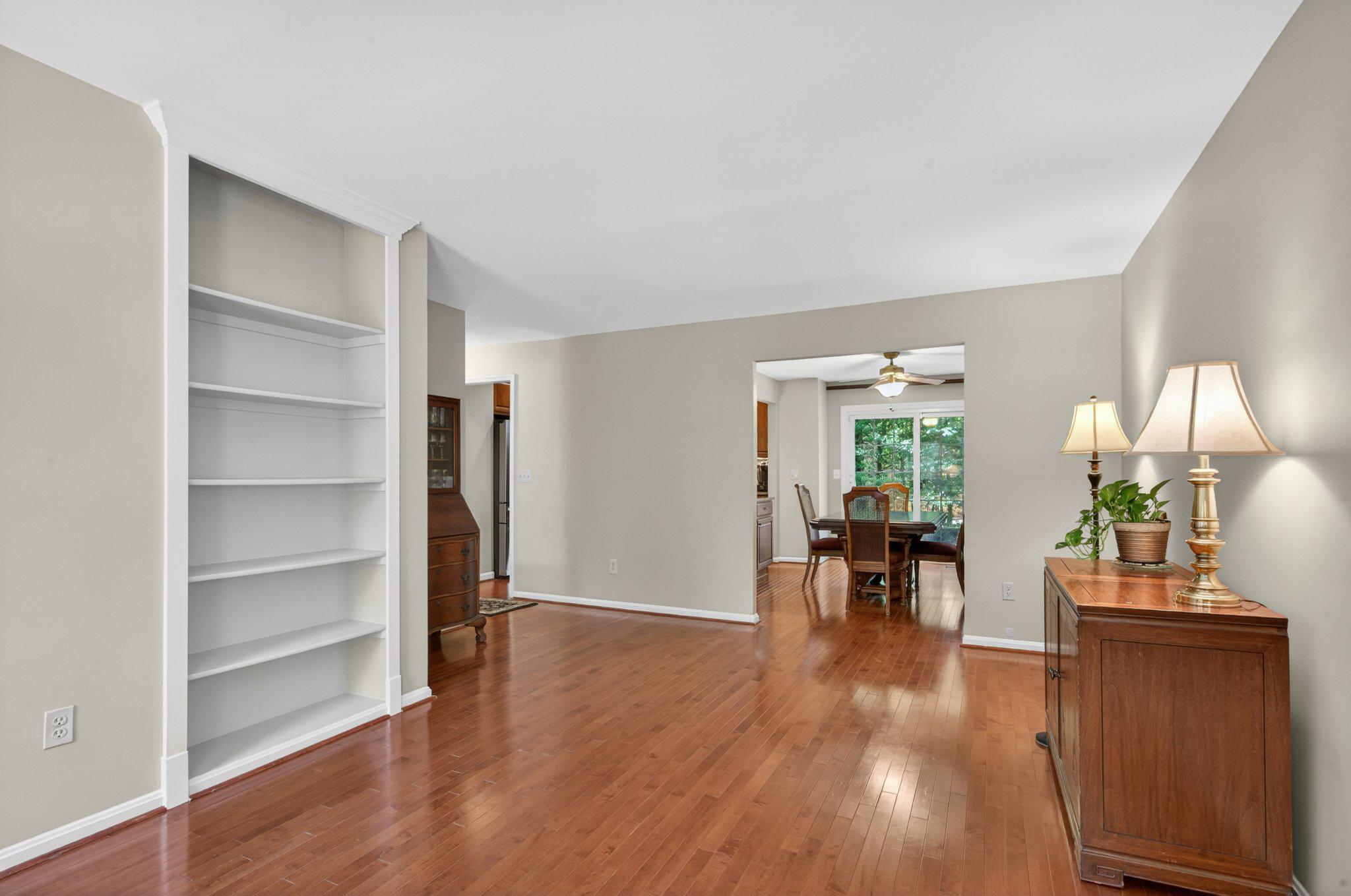 THE HAMLET - Residential