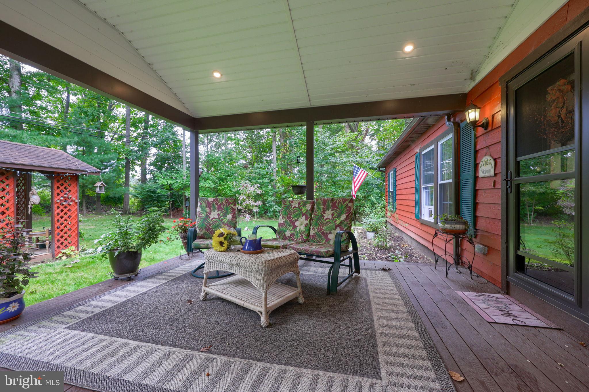 289 COMPASS ROAD