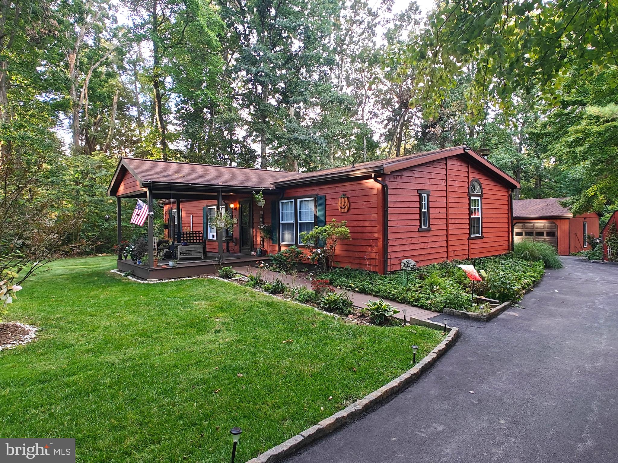 289 COMPASS ROAD
