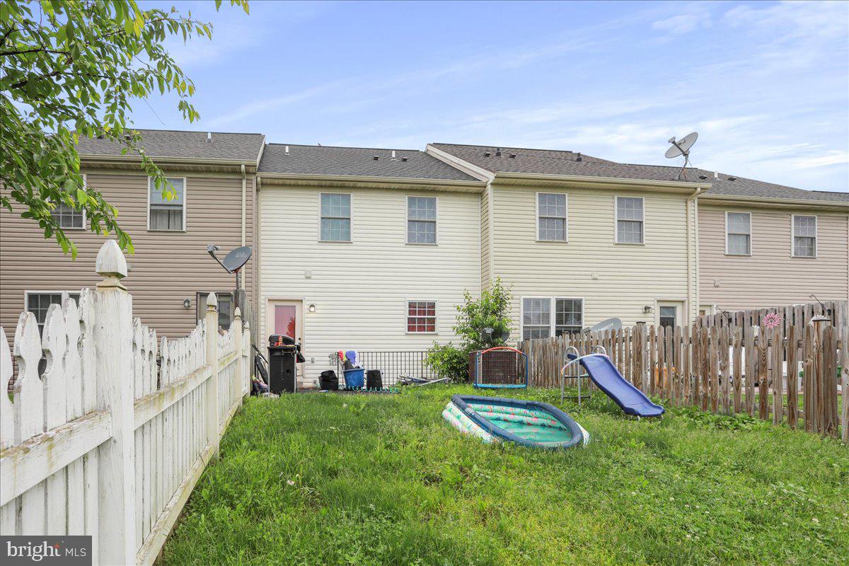 HAMMONDS MILL - Residential