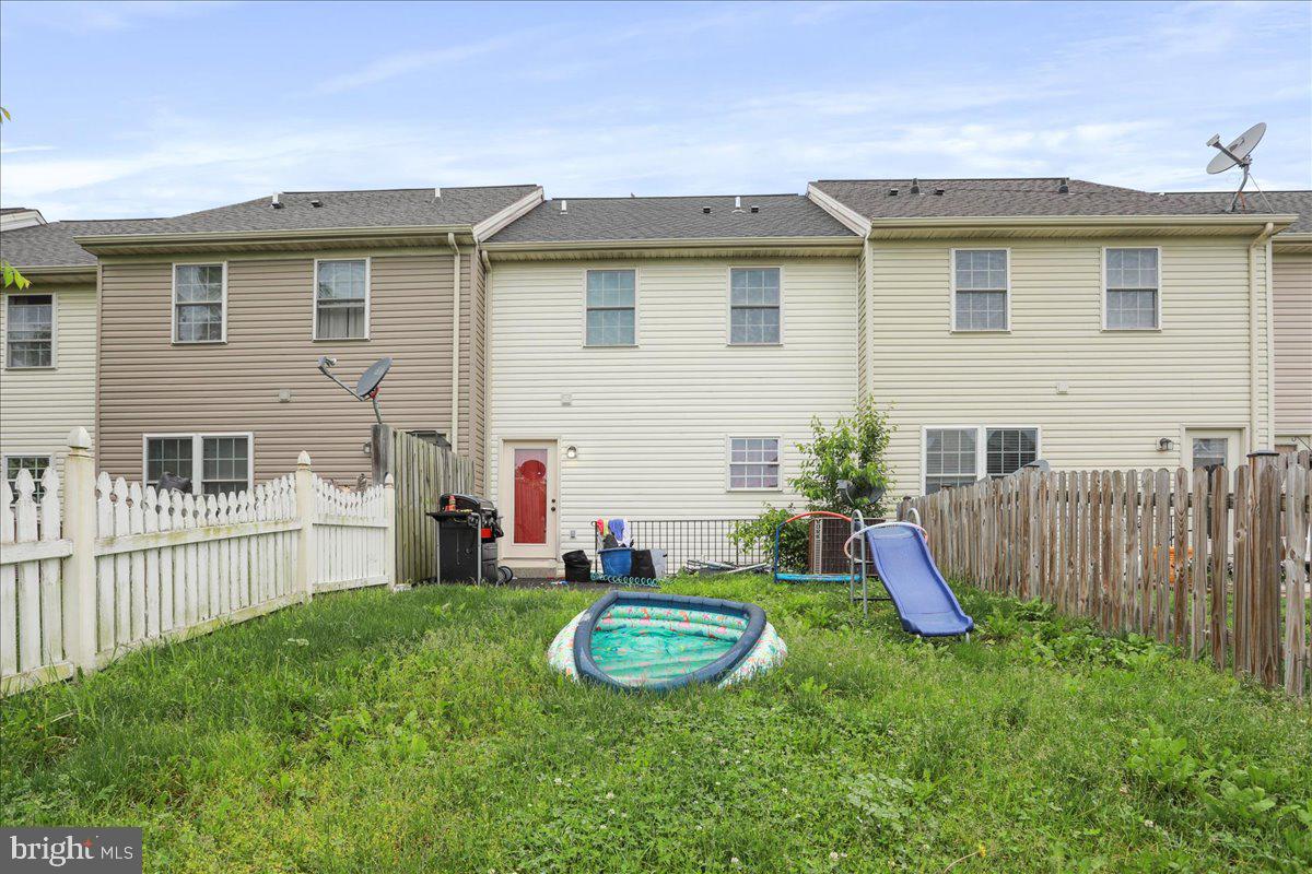 HAMMONDS MILL - Residential