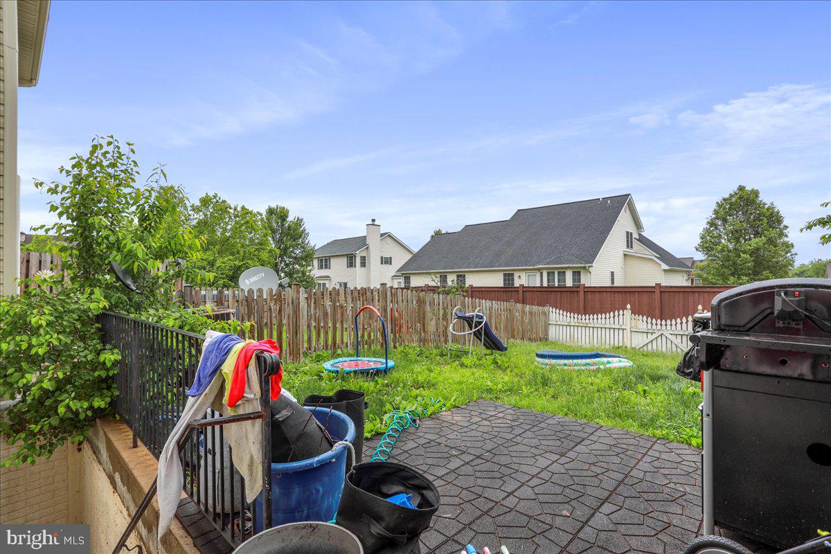 HAMMONDS MILL - Residential