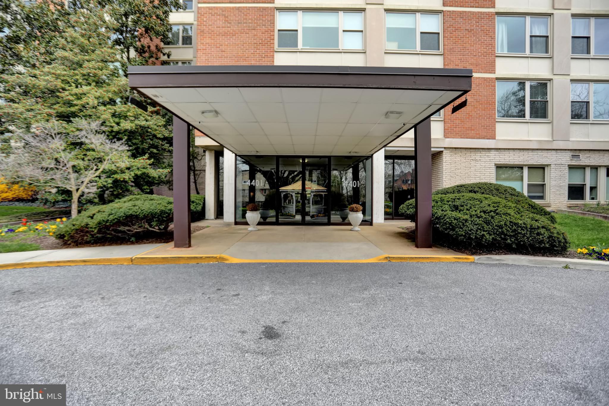 ROLAND PARK - Residential Lease