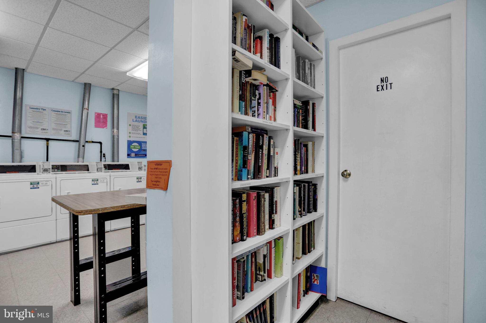 ROLAND PARK - Residential Lease