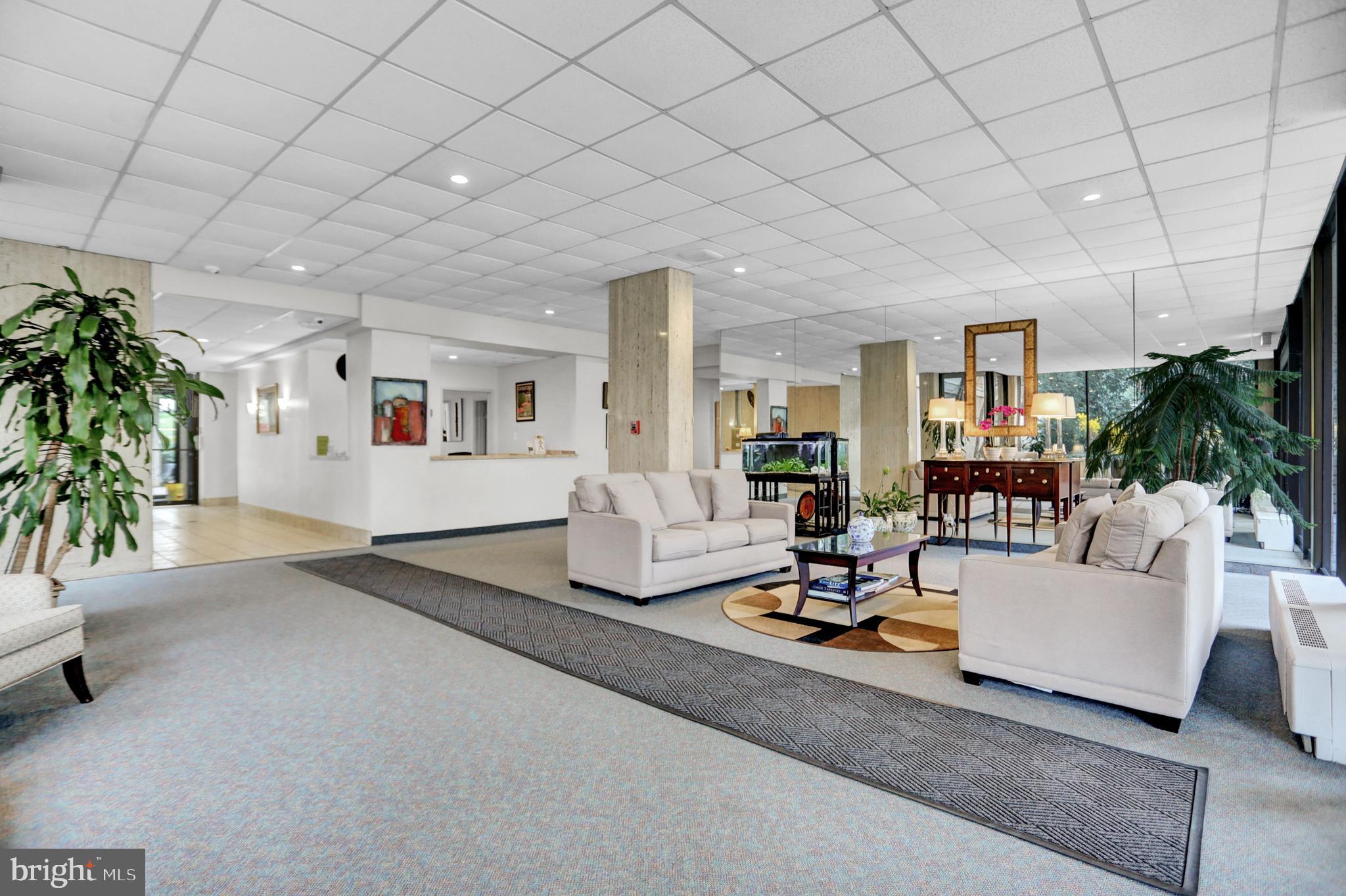 ROLAND PARK - Residential Lease