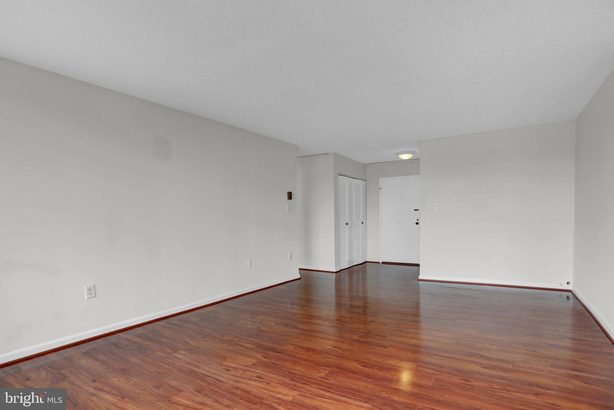 ROLAND PARK - Residential Lease