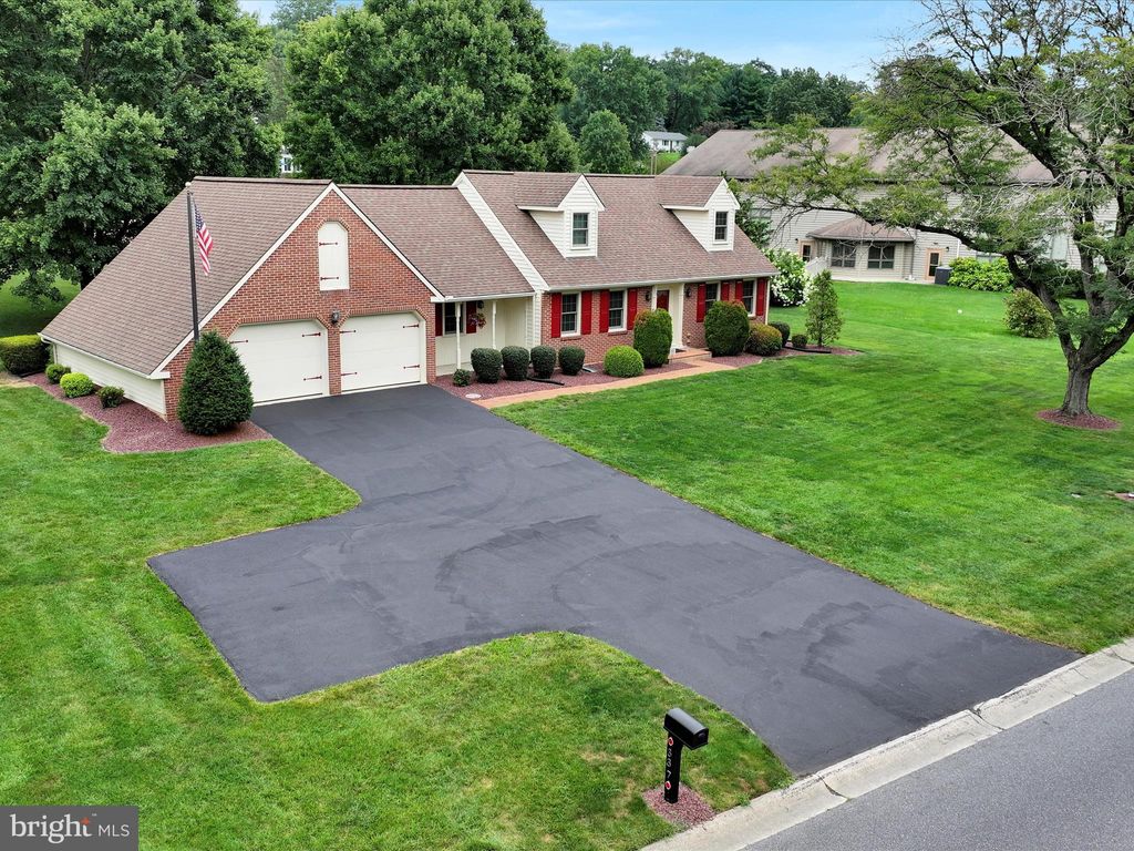 Photo of 337 Delp Road, LANCASTER, PA 17601 (MLS # PALA2074124)