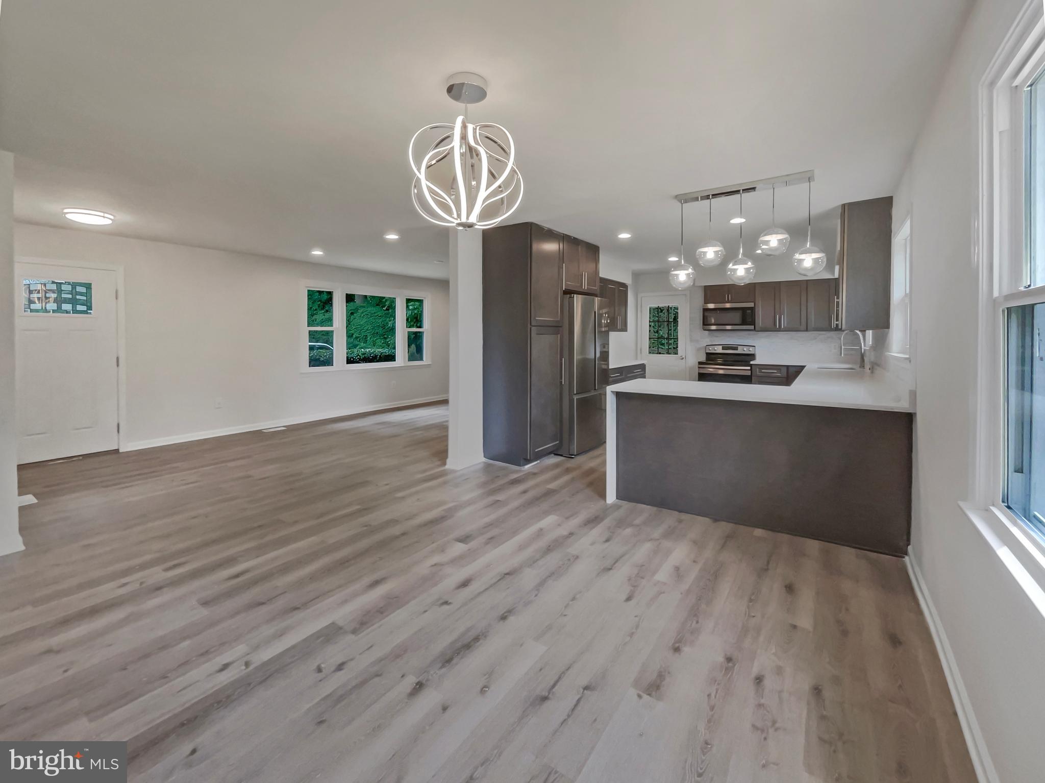 BARNABY MANOR ESTATE - Residential