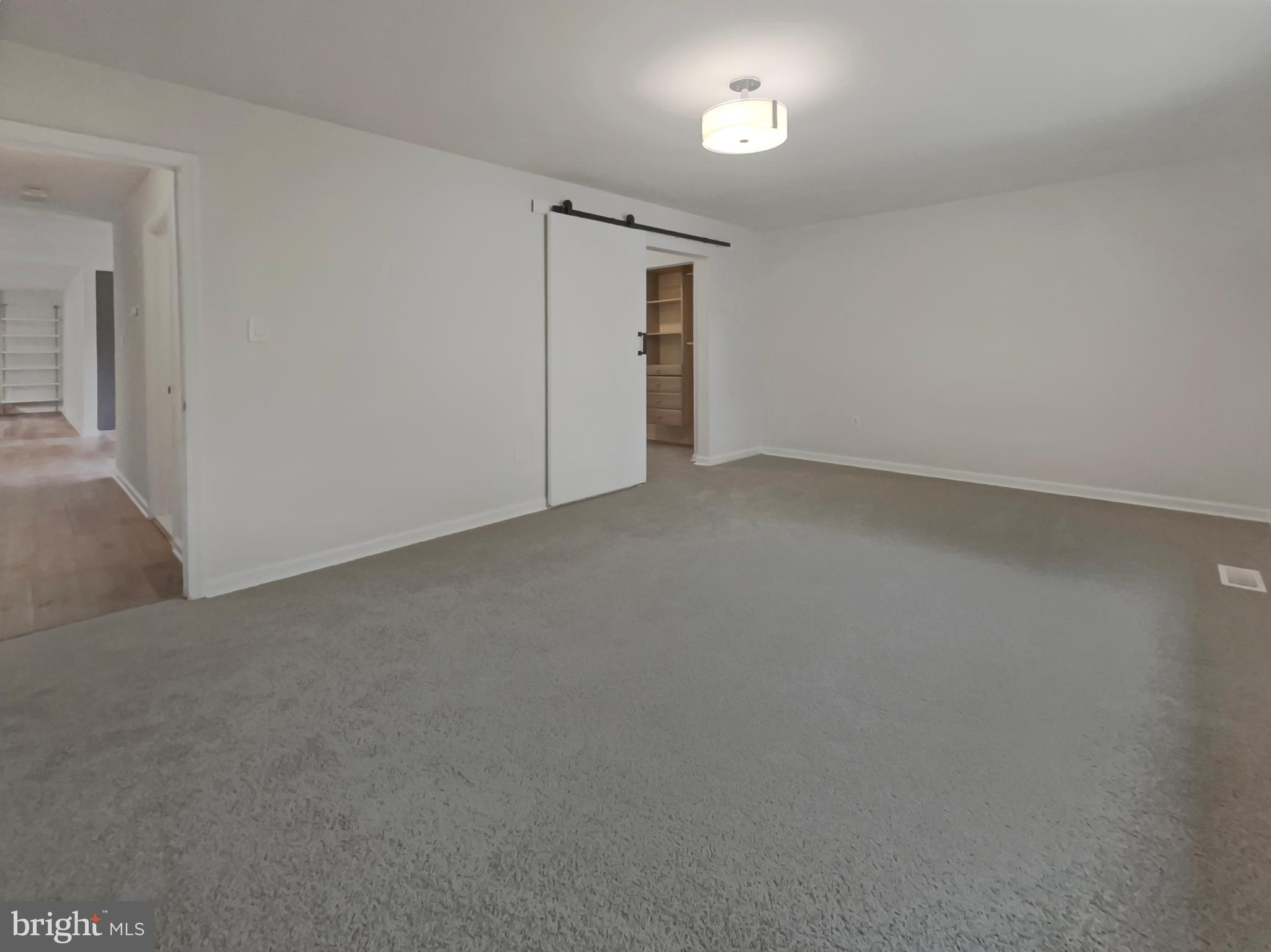 BARNABY MANOR ESTATE - Residential