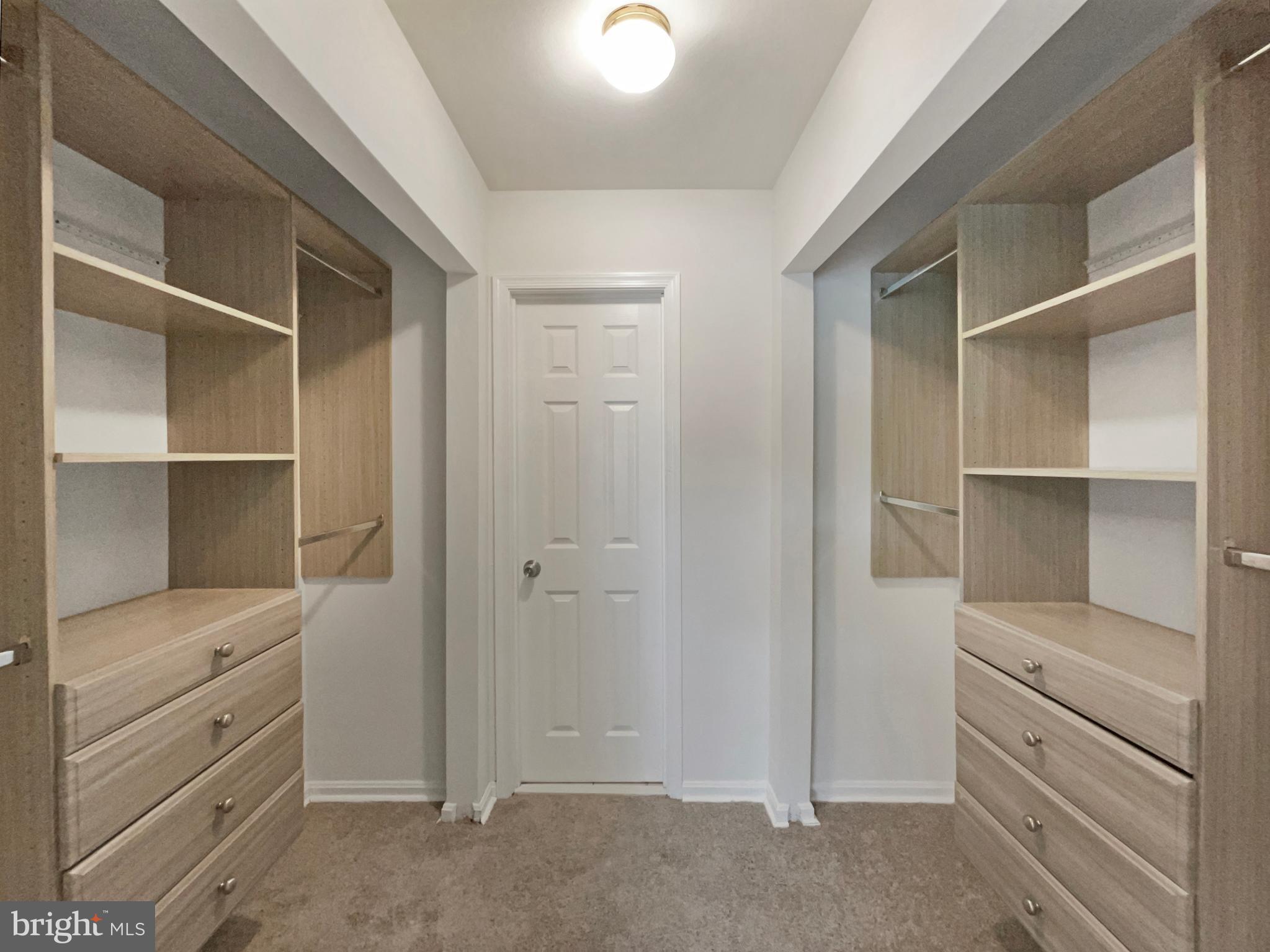 BARNABY MANOR ESTATE - Residential