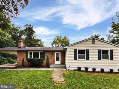 1715 CALAIS COURT OXON HILL MD 20745