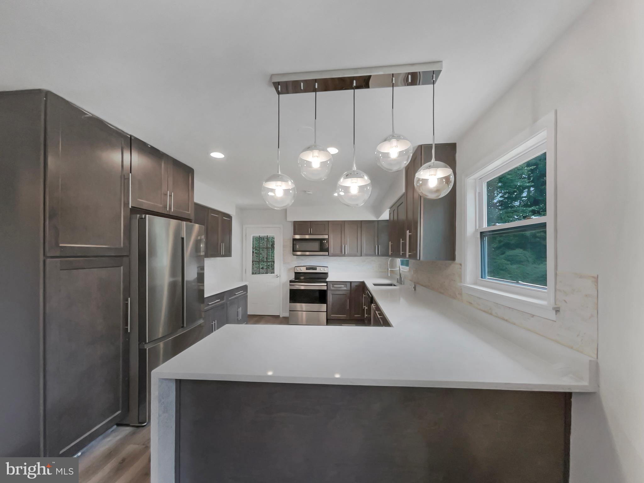 BARNABY MANOR ESTATE - Residential