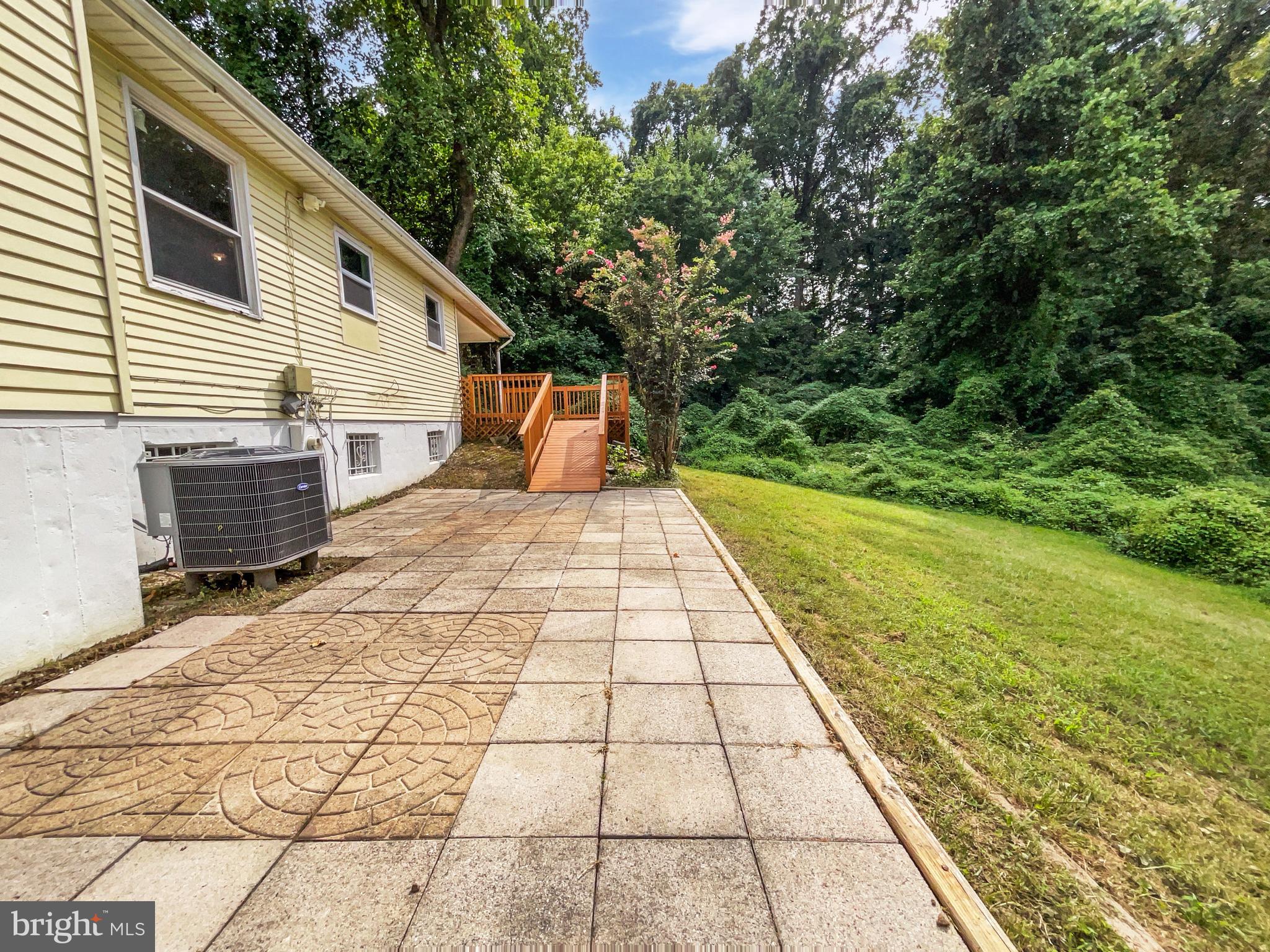 BARNABY MANOR ESTATE - Residential