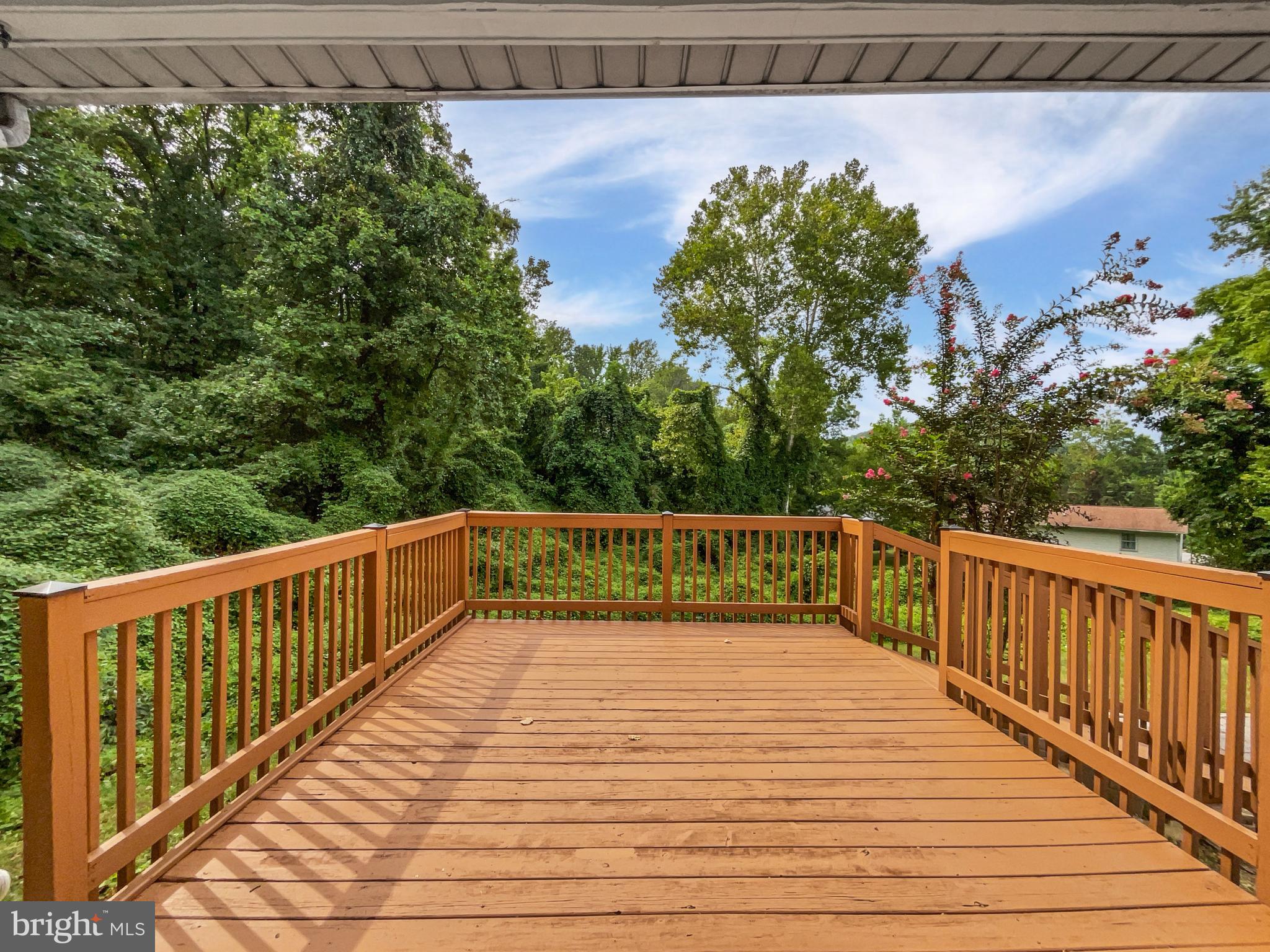 BARNABY MANOR ESTATE - Residential