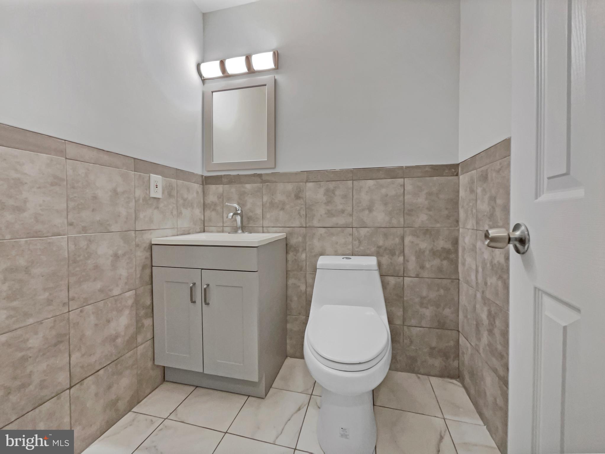 BARNABY MANOR ESTATE - Residential