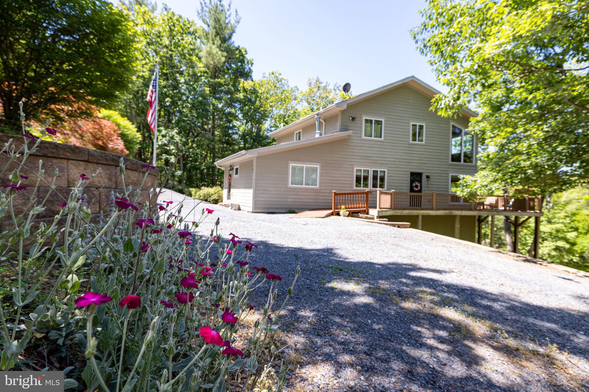 167 WILLIAMS LANE