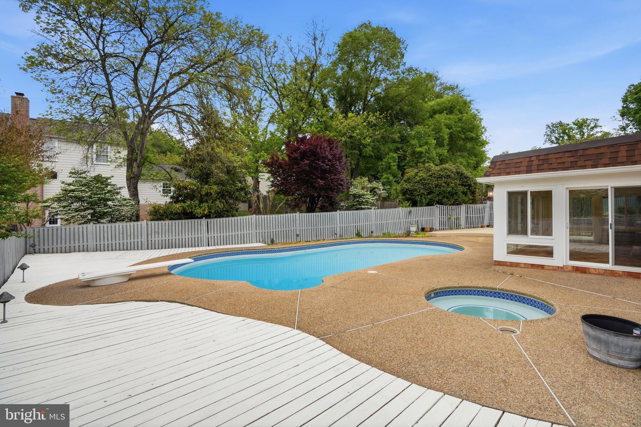 SYMPHONY HILL WEST - Residential