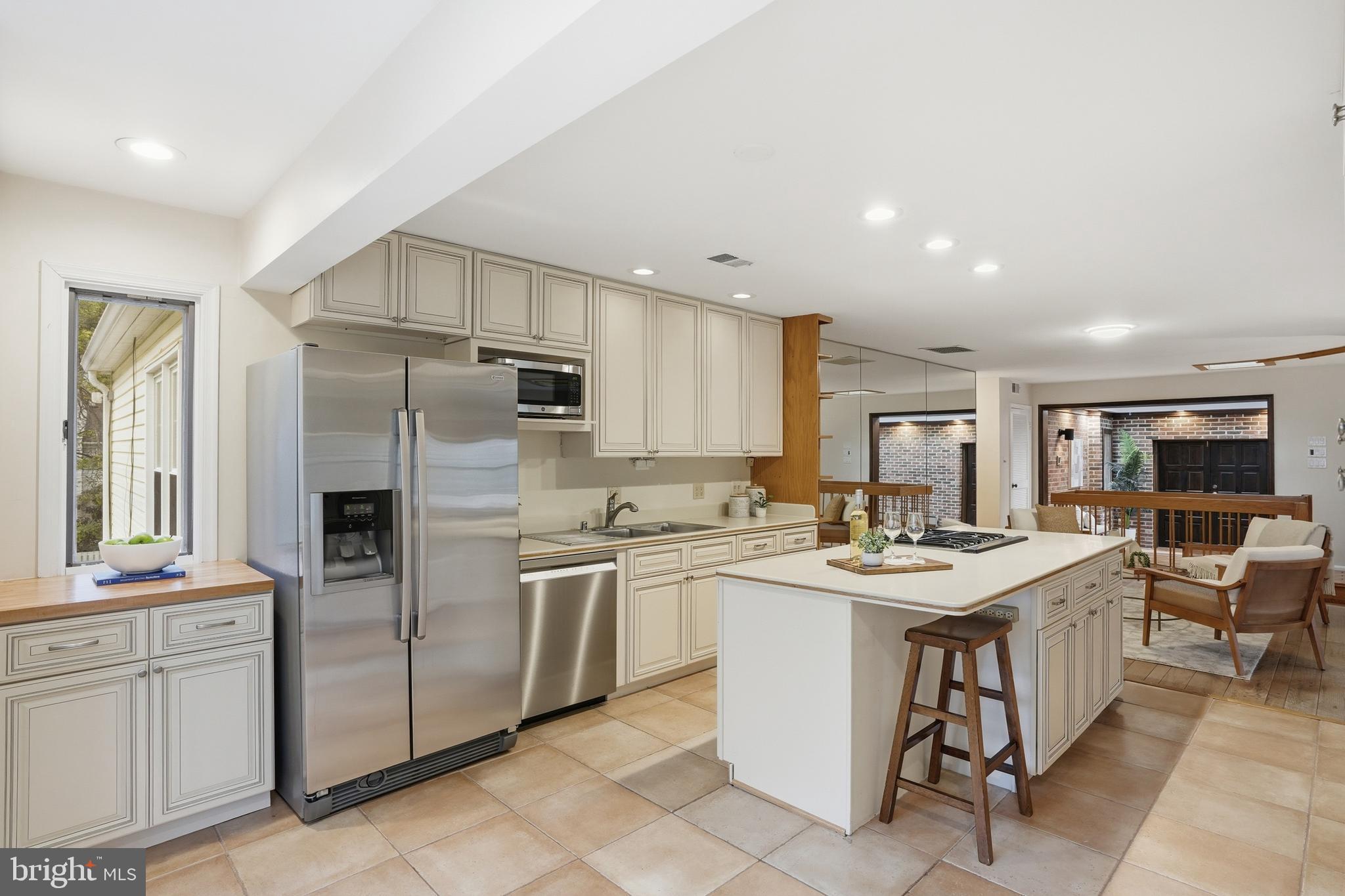 SYMPHONY HILL WEST - Residential