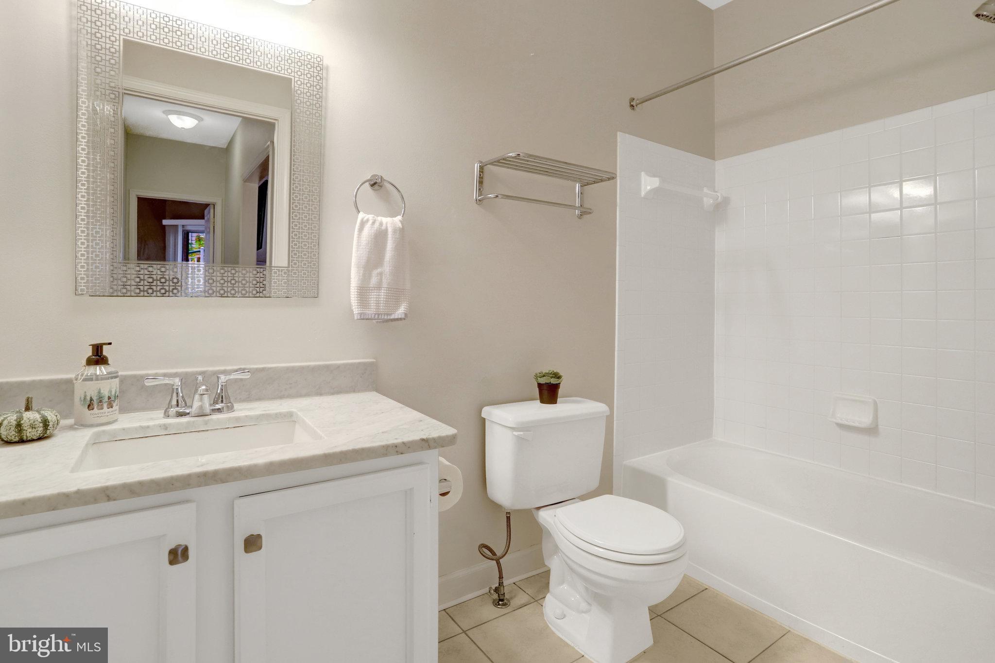 CHANCERY OF KINGSTOWNE - Residential