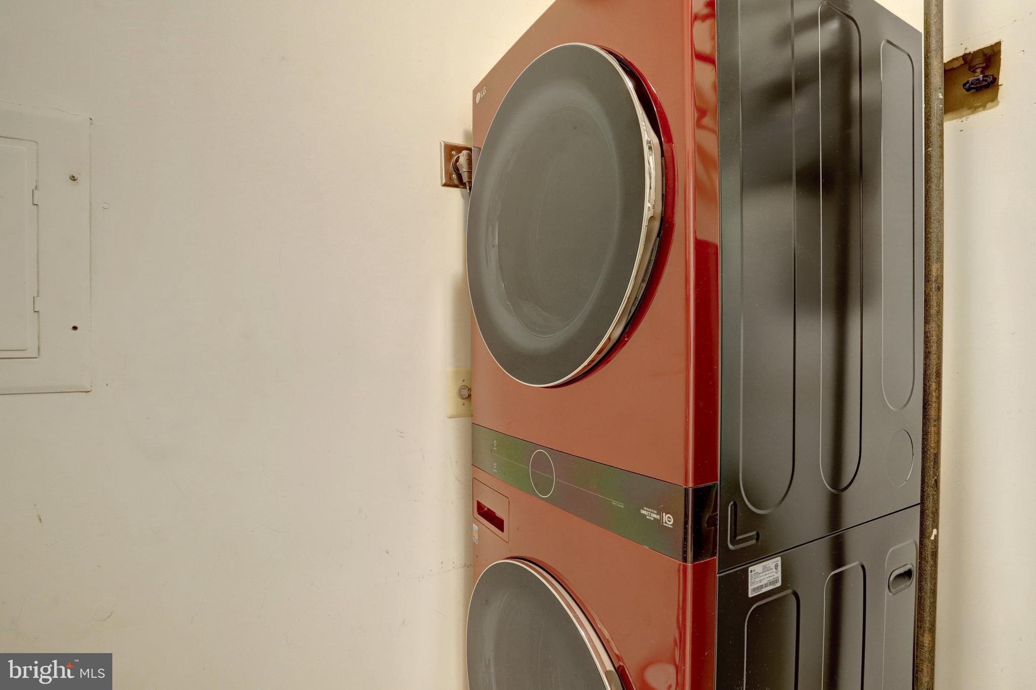 CHANCERY OF KINGSTOWNE - Residential