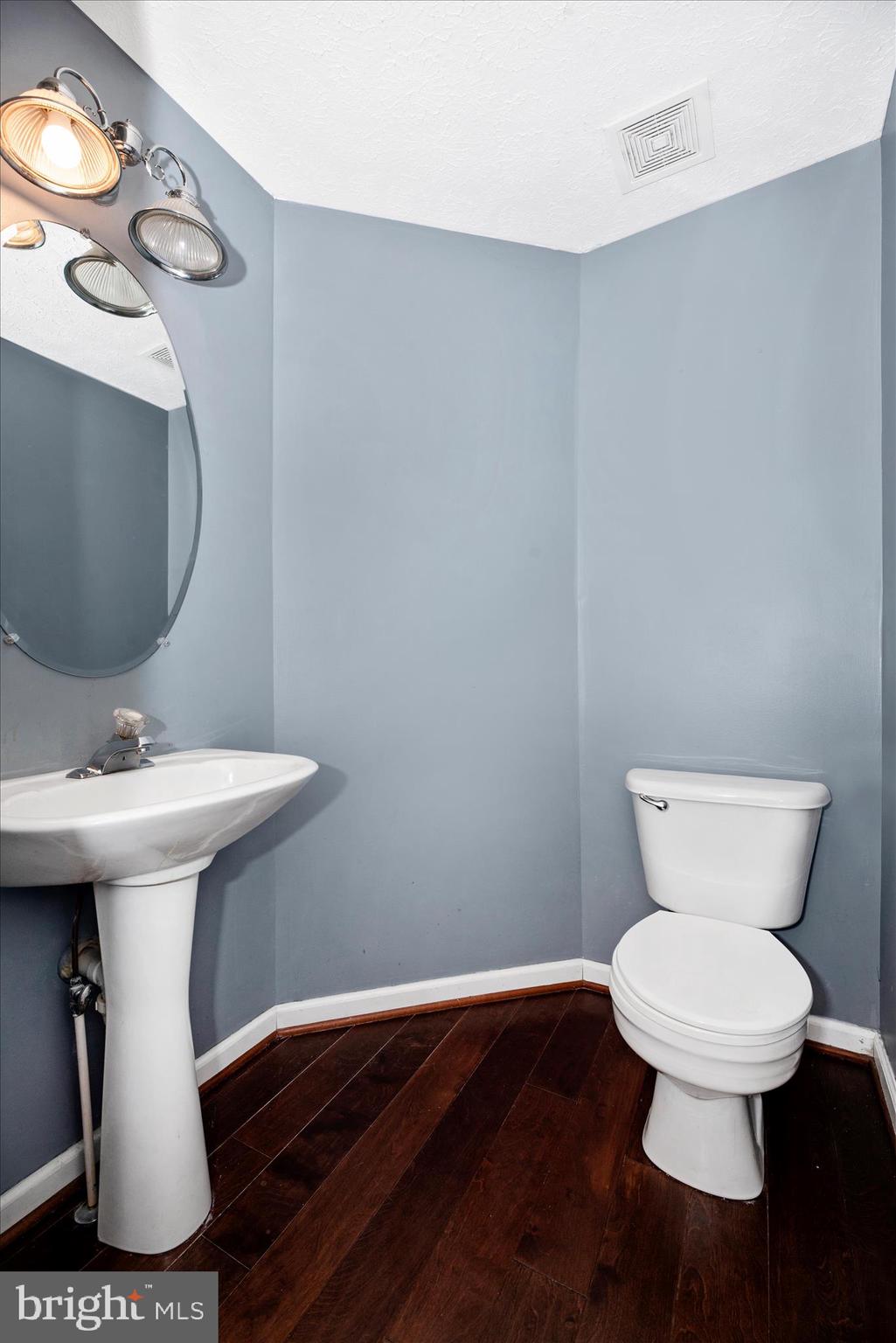 HICKORY OVERLOOK - Residential