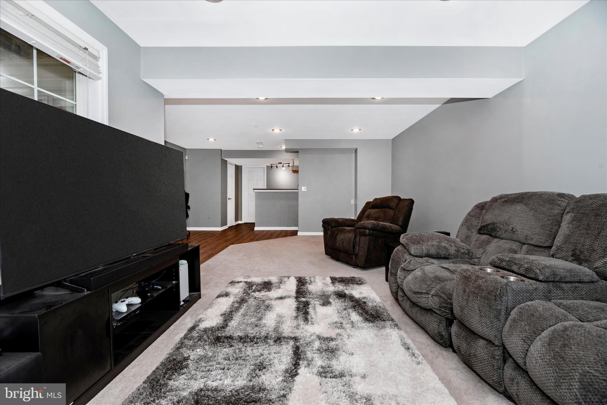 HICKORY OVERLOOK - Residential