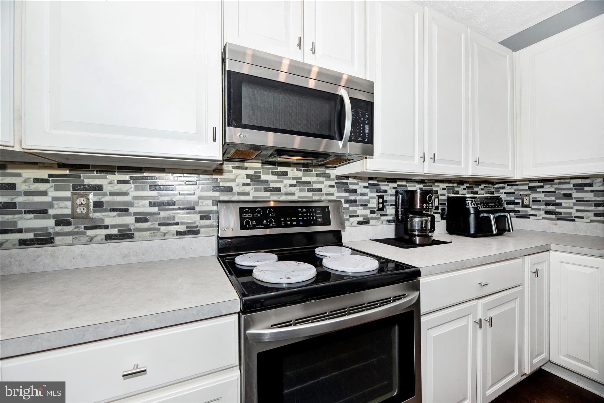 HICKORY OVERLOOK - Residential