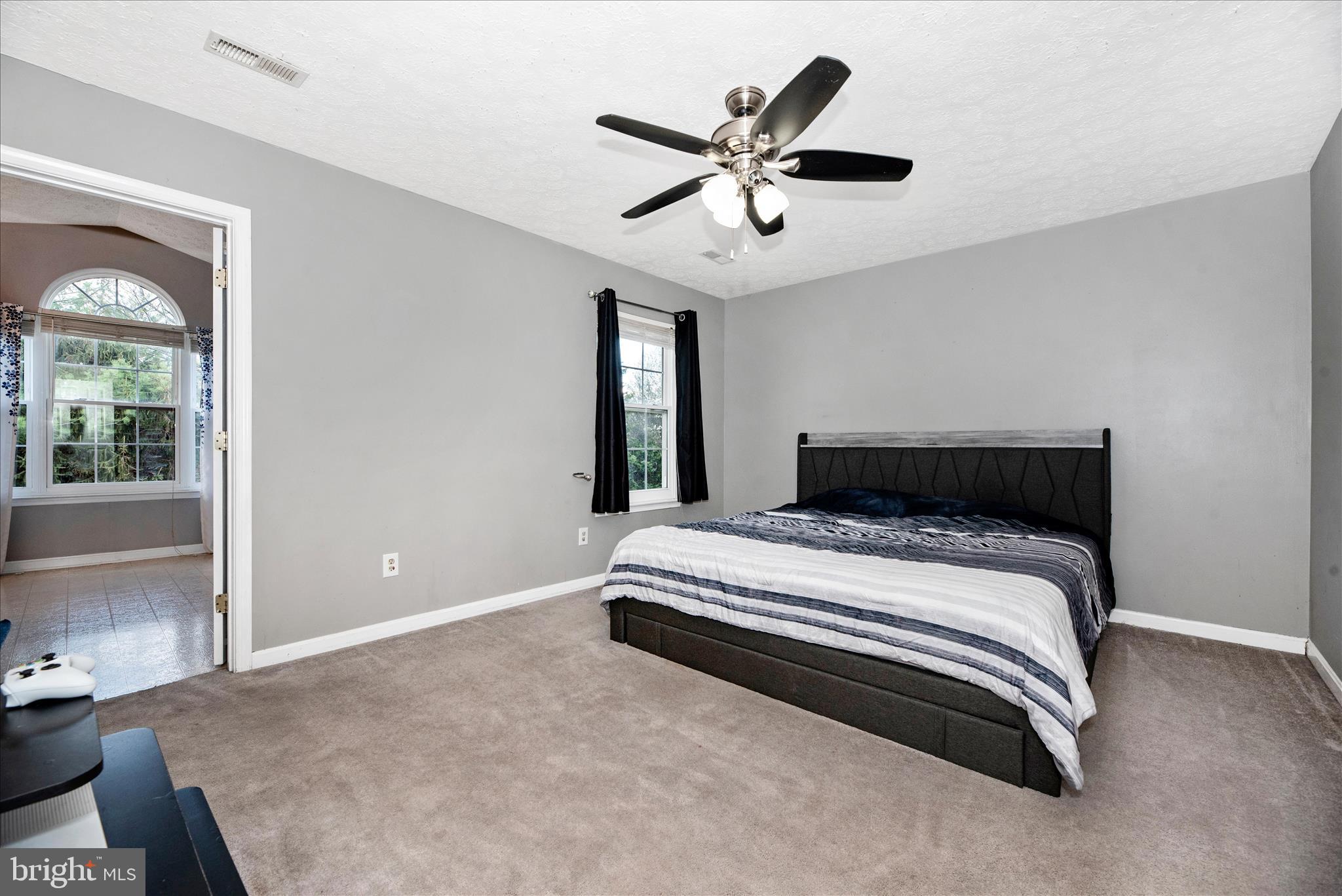 HICKORY OVERLOOK - Residential