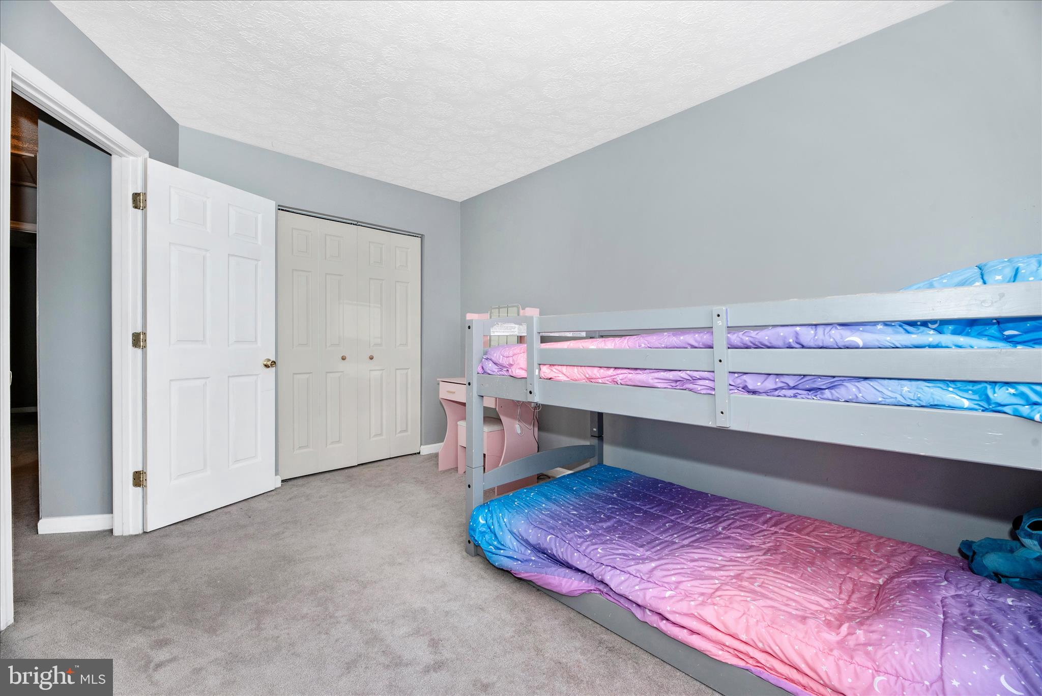 HICKORY OVERLOOK - Residential