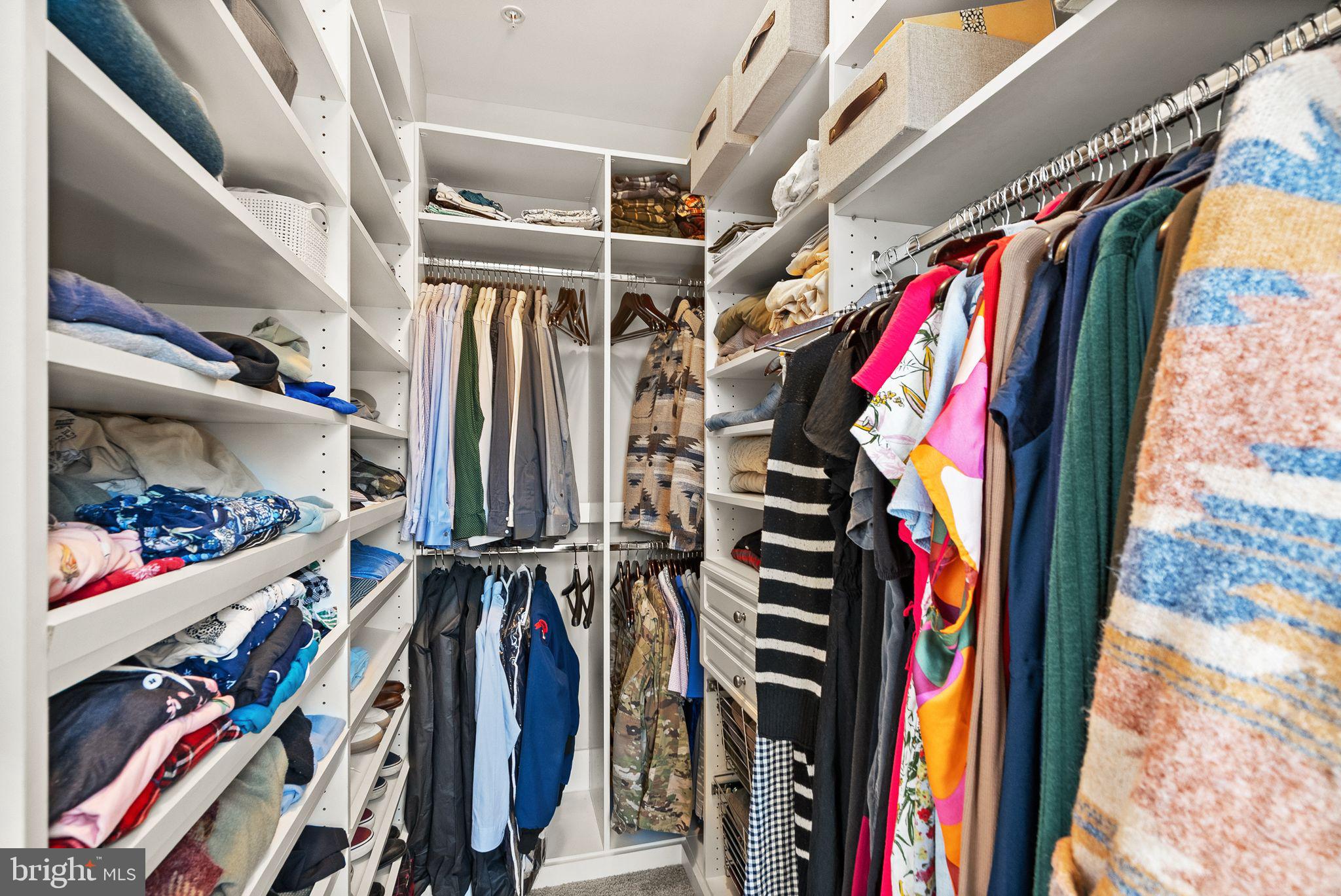 POTOMAC OVERLOOK CONDO - Residential