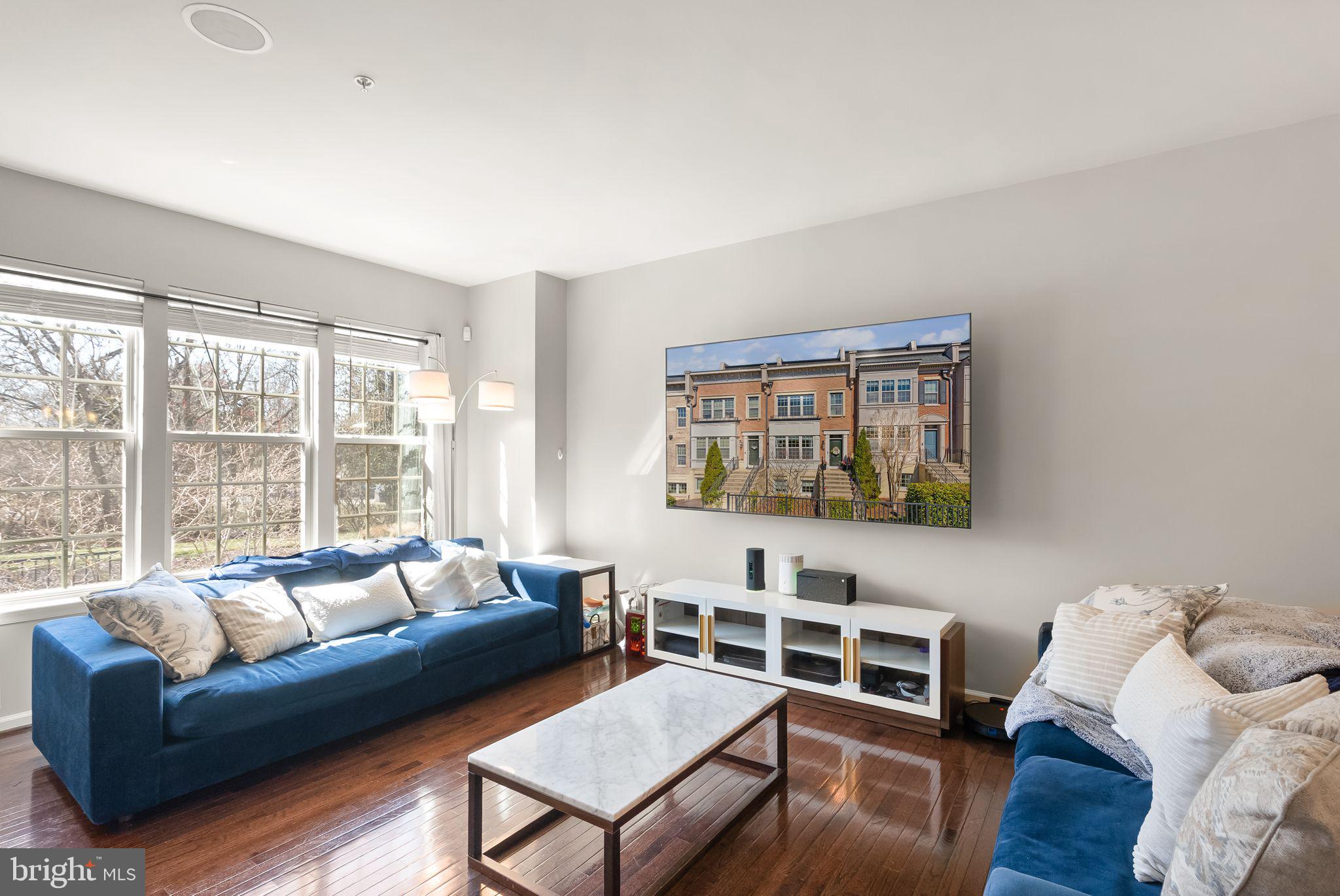 POTOMAC OVERLOOK CONDO - Residential