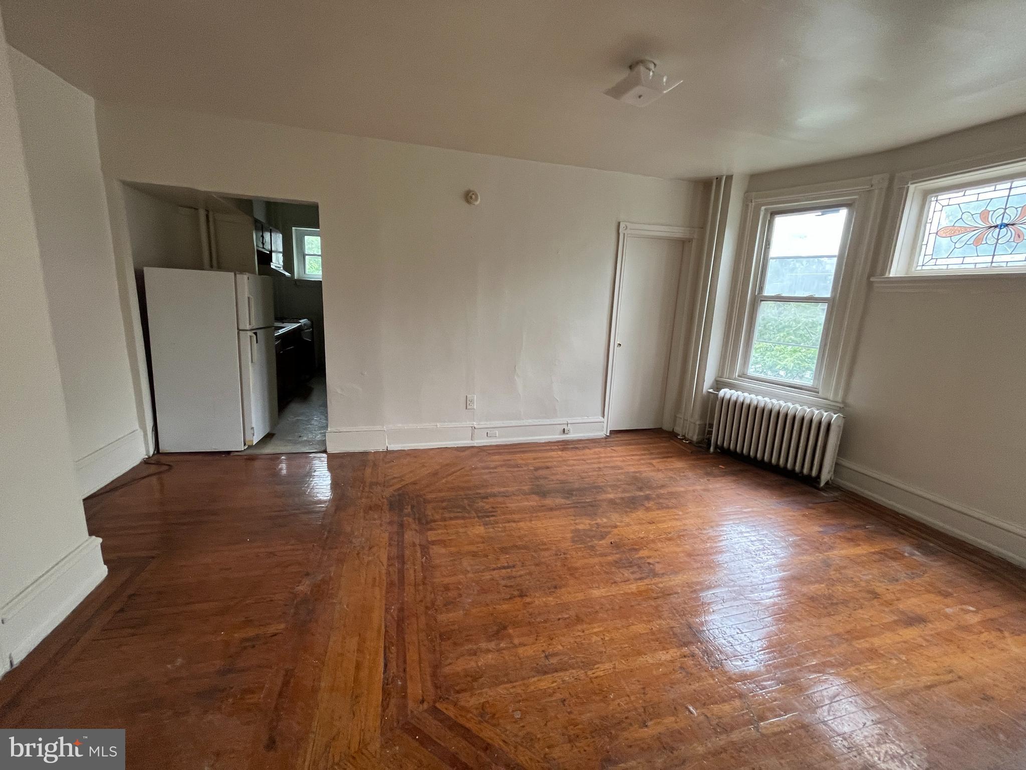 UNIVERSITY CITY - Commercial Sale