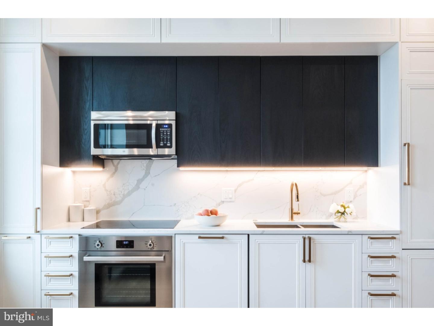 CENTER CITY - Residential Lease