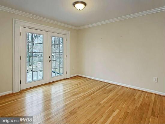WEST SPRINGFIELD VILLAGE - Residential Lease