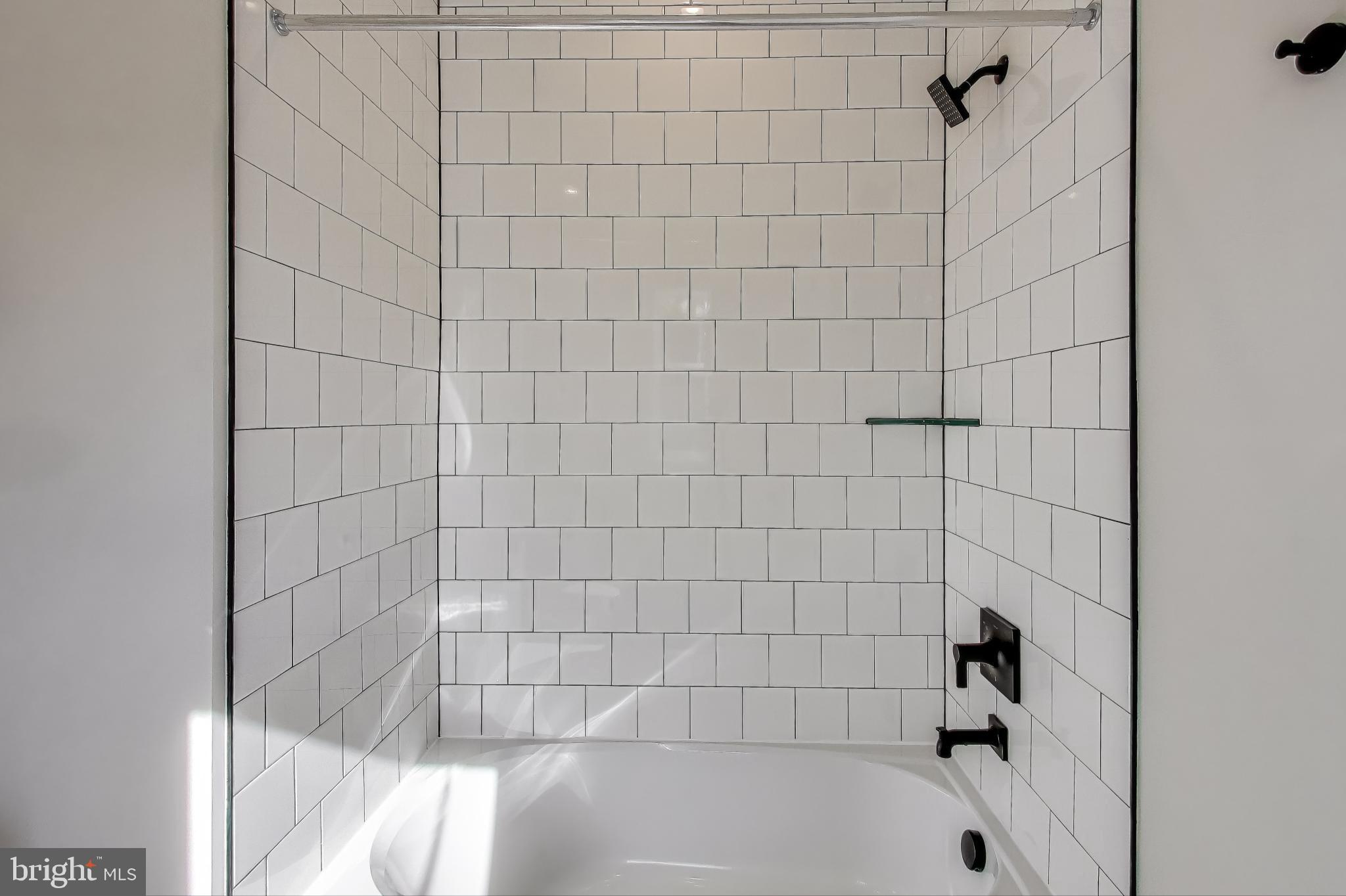 AMALYN - Residential Lease