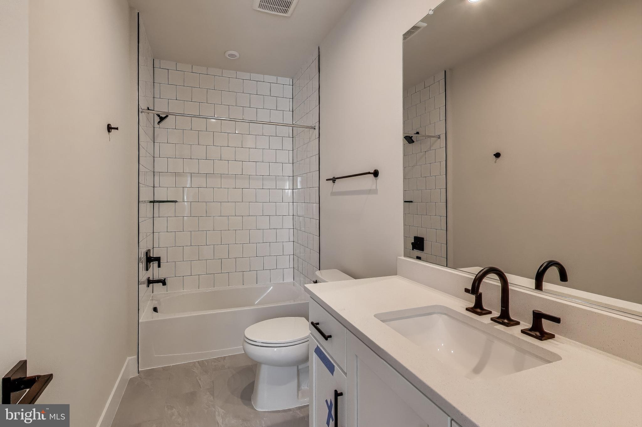 AMALYN - Residential Lease