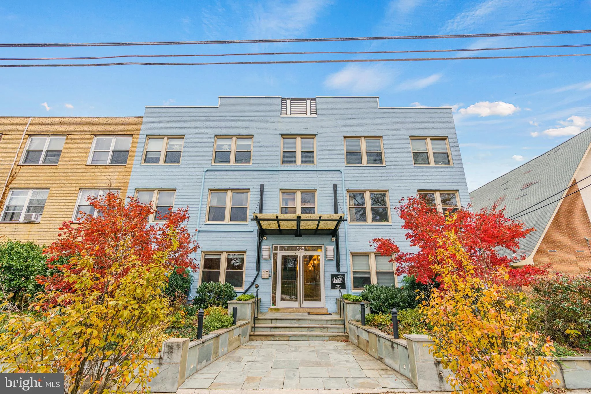 922 Madison Street NW Unit 304