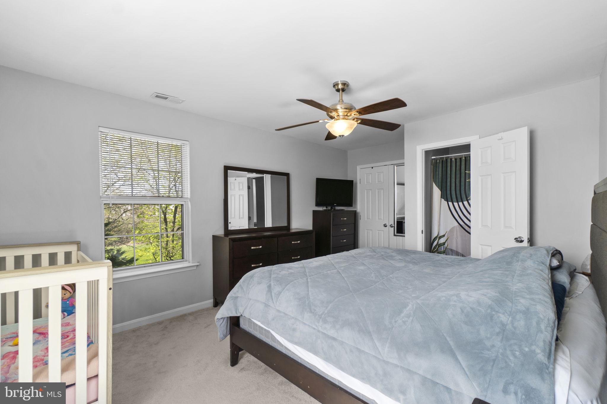 ROBIN MEADOWS - Residential