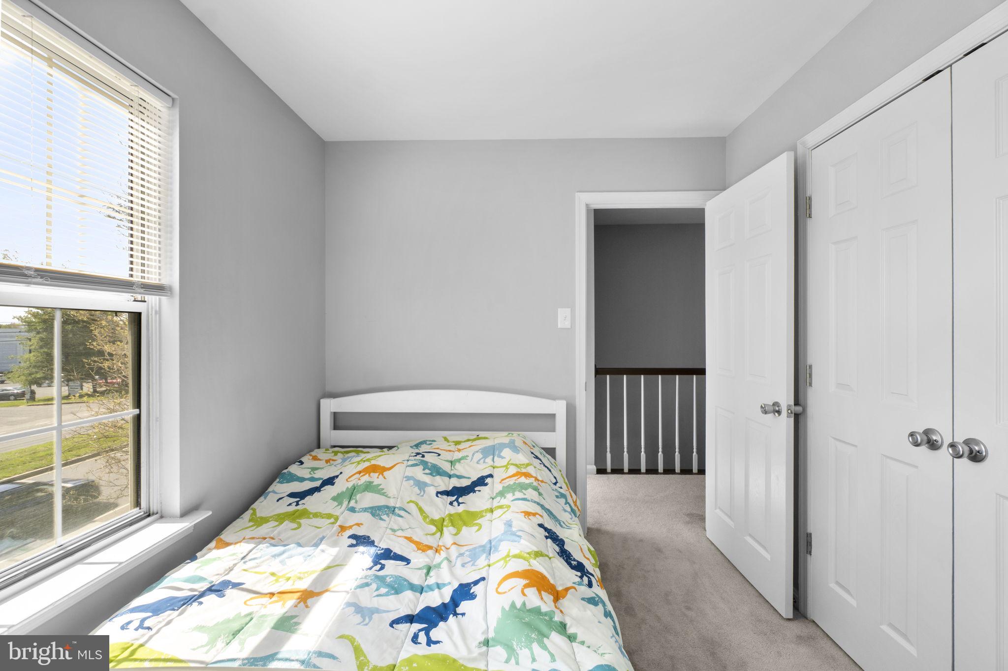 ROBIN MEADOWS - Residential