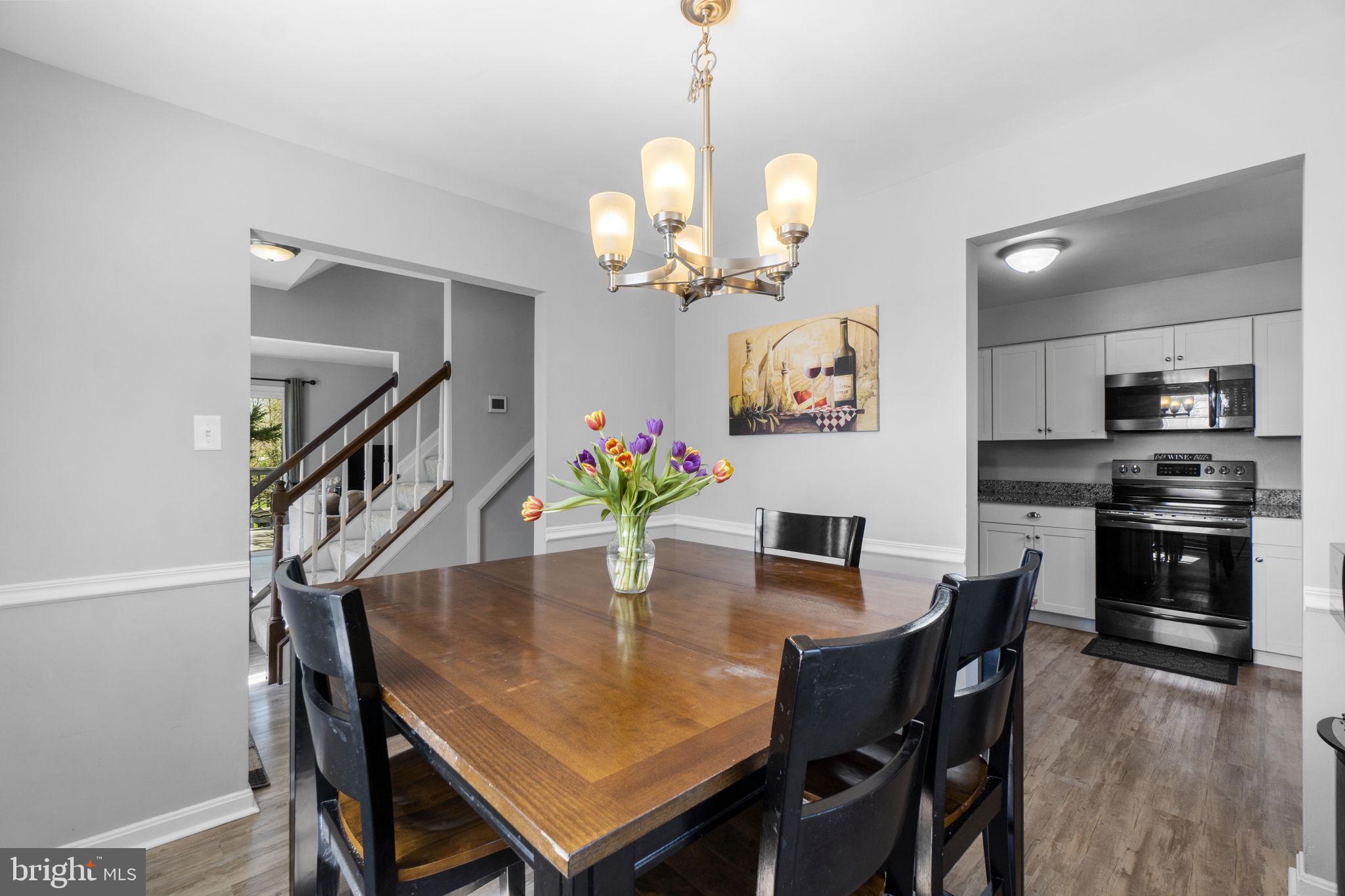 ROBIN MEADOWS - Residential